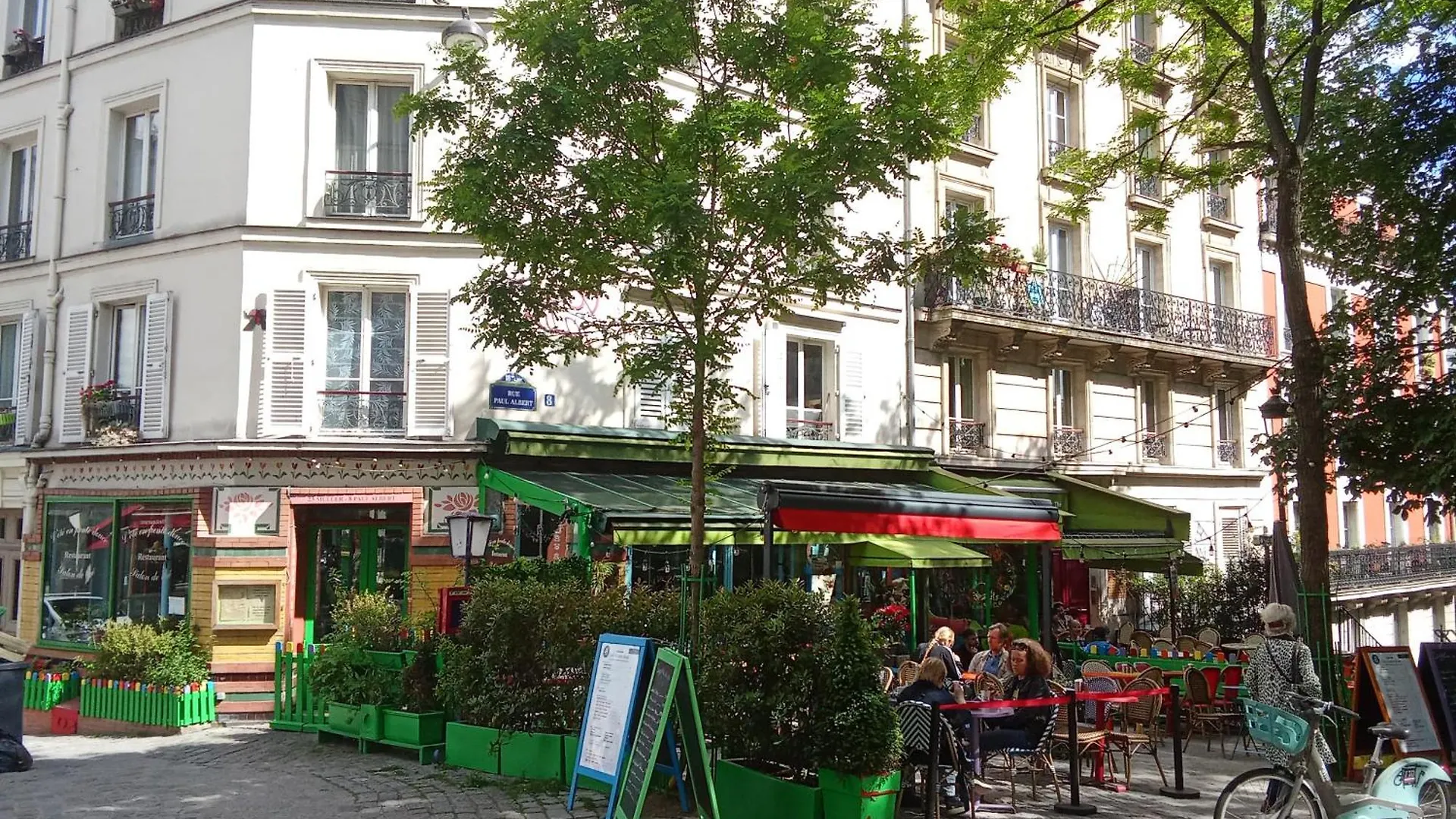 Apartmán A Secret Garden In Montmartre Paříž Ubytování v soukromí